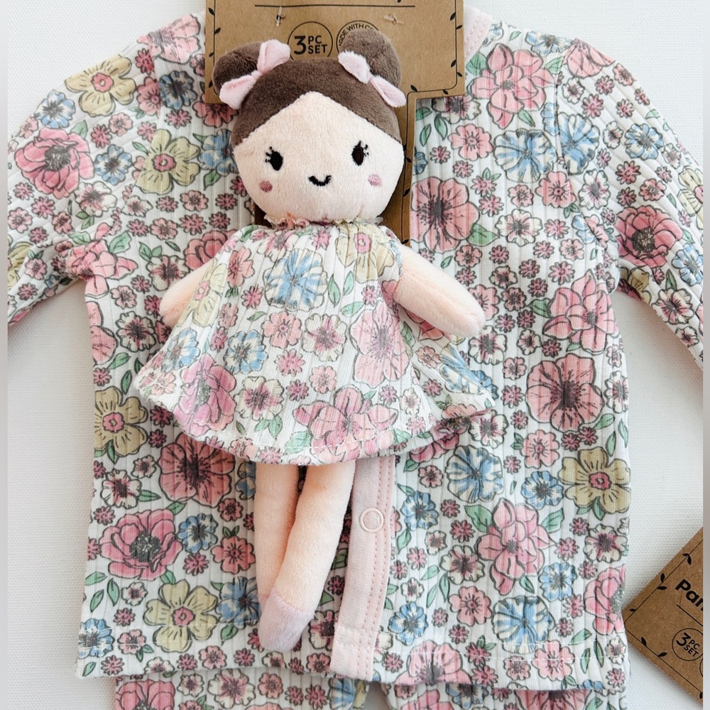 🌸 Dreamgro Floral Cardigan, Pant & Buddy Set | NWT | 0–3 Months 🌸 - Picture 4 of 6